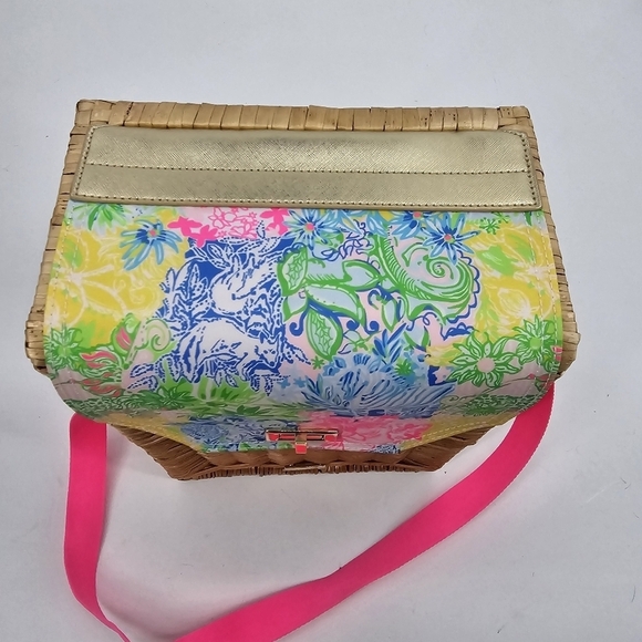 LILLY PULITZER Cheek To Cheek Wicker Wine Carrier with Strap Multi-color/ Pink - Picture 8 of 10